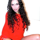 Robyn Hunter in 'Get Up Close'