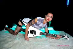 Holly Dee - Hot Inked Rock Chick | Picture (3)