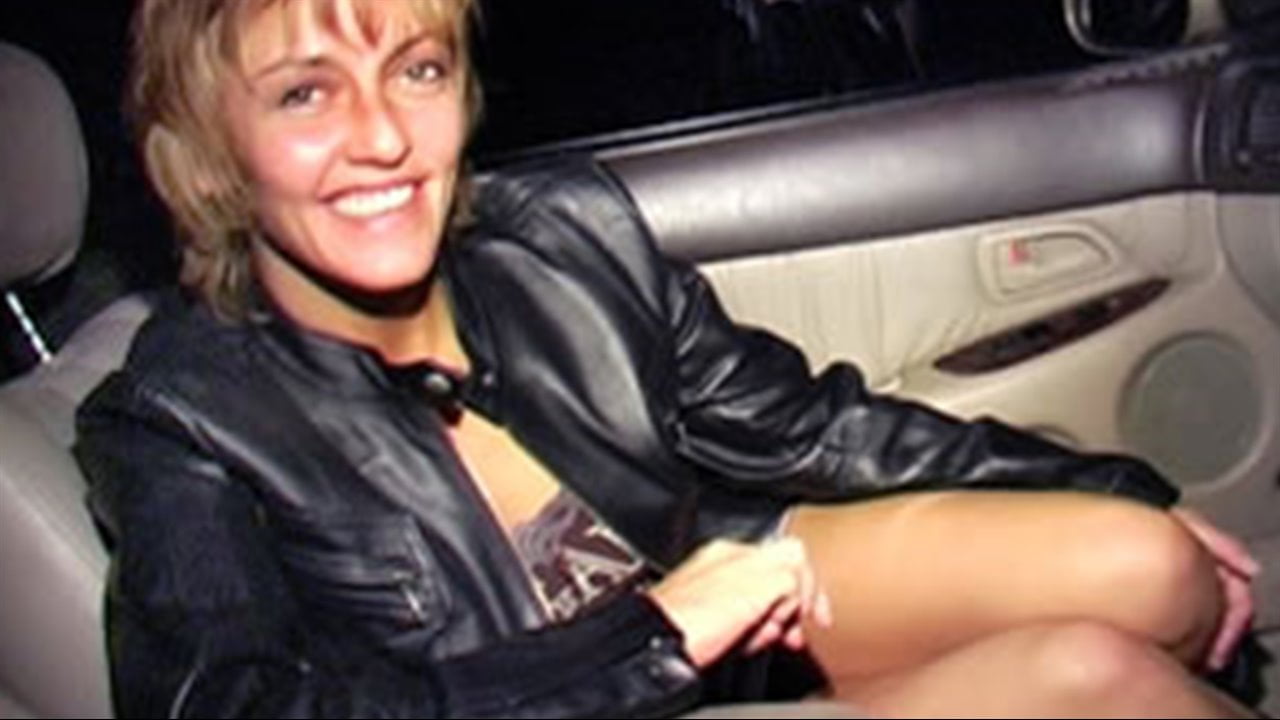 A Horny Dogging Milf