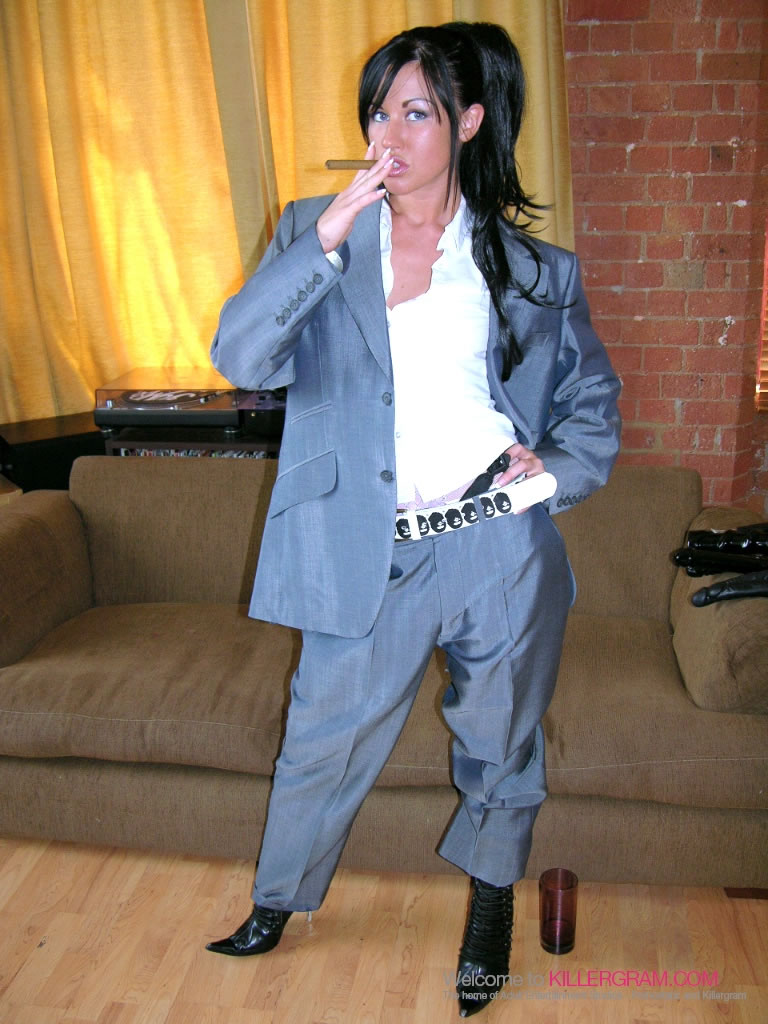 Suck Lolly's Strap On Bitch