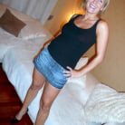 Lucy Lomas in 'This Is How We Do It'